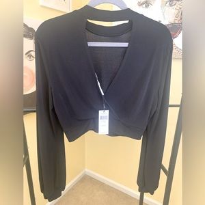 NWT BCBGeneration Crop Top w/ Back Cut-out Detail in Black, Size Medium